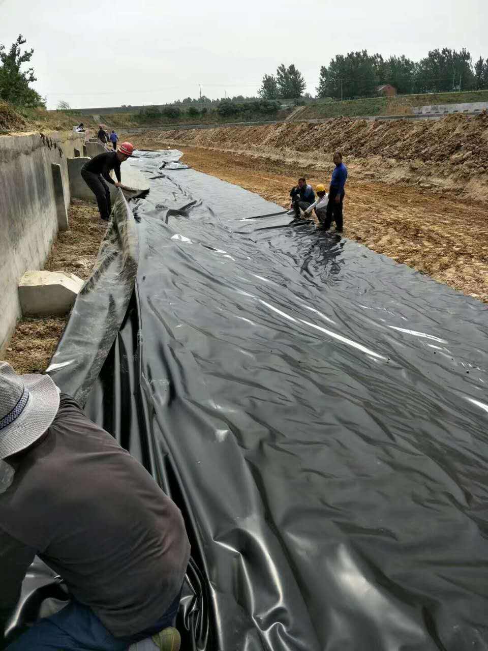 午夜神马福利膜比传统混凝土施工的优势体现